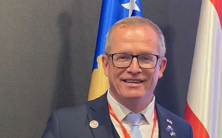 ‘ভারতকে টুকরো করে দাও’ পোস্টের পর অস্ট্রিয়ার অর্থনীতিবিদের এক্স অ্যাকাউন্ট ব্লক