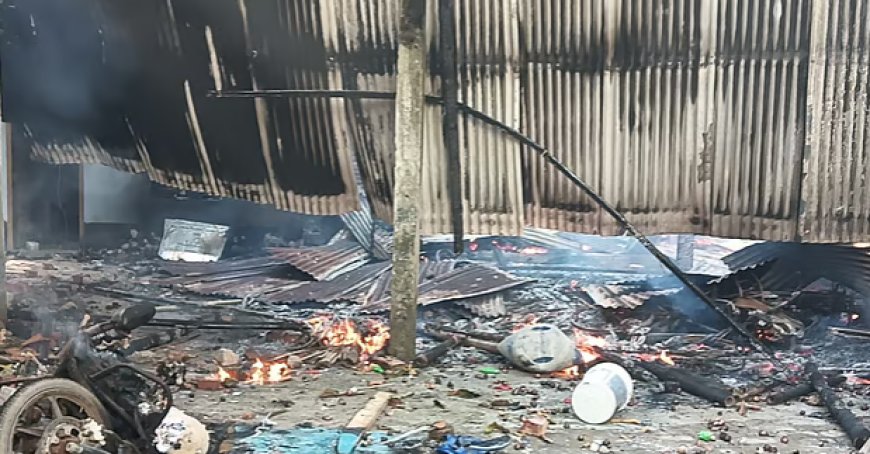 রাজবাড়ীতে নুরাল পাগলার দরবারে ভাঙচুর–অগ্নিসংযোগ, আহত অর্ধশত